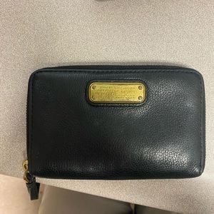marc jacob's wrist wallet
